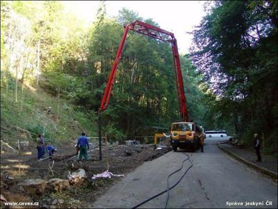 stavba nové provozní budovy Kateřinské jeskyně