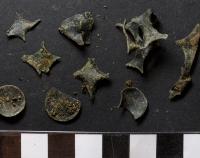 zřejmě penězokazecké zbytky nalezené v Kateřinské jeskyni